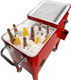 AXI Retro Cooler Rood - Koeler Met Wielen - 76L Inhoud - Koelbox Met Aftapkraan 39 AXI Retro Cooler Rood - Koeler Met Wielen - 76L Inhoud - Koelbox Met Aftapkraan -Sport Buiten 1075x1200