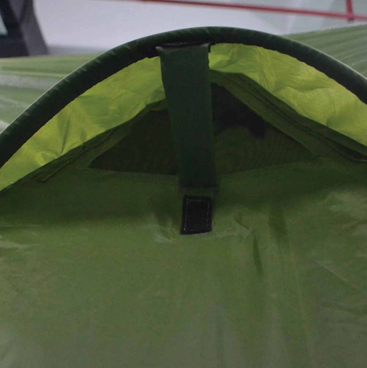 FisherPro Karpertent Met Stormcover – Vistent – Tent - Bescherming Tegen Zon En Wind – 100% Waterdichte Stormhoes – Met Handige Meeneemtas – Ook Geschikt Als Strandtent Of Festivaltent – Extra Veiligheid En Warmte Door Stormcover 7 FisherPro Karpertent Met Stormcover – Vistent – Tent - Bescherming Tegen Zon En Wind – 100% Waterdichte Stormhoes – Met Handige Meeneemtas – Ook Geschikt Als Strandtent Of Festivaltent – Extra Veiligheid En Warmte Door Stormcover - Afbeelding 5