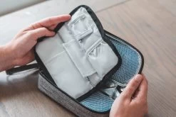 Smart Cool'R Diabetes Tas - Diabetes Etui - Insuline Koeltas - Insuline Etui - Diabetes Tasje - Medische Koeltas Voor Insulinespuit Met 2 Ice Packs Voor Optimale Temperatuur 11 Smart Cool'R Diabetes Tas - Diabetes Etui - Insuline Koeltas - Insuline Etui - Diabetes Tasje - Medische Koeltas Voor Insulinespuit Met 2 Ice Packs Voor Optimale Temperatuur -Sport Buiten 1200x800 11