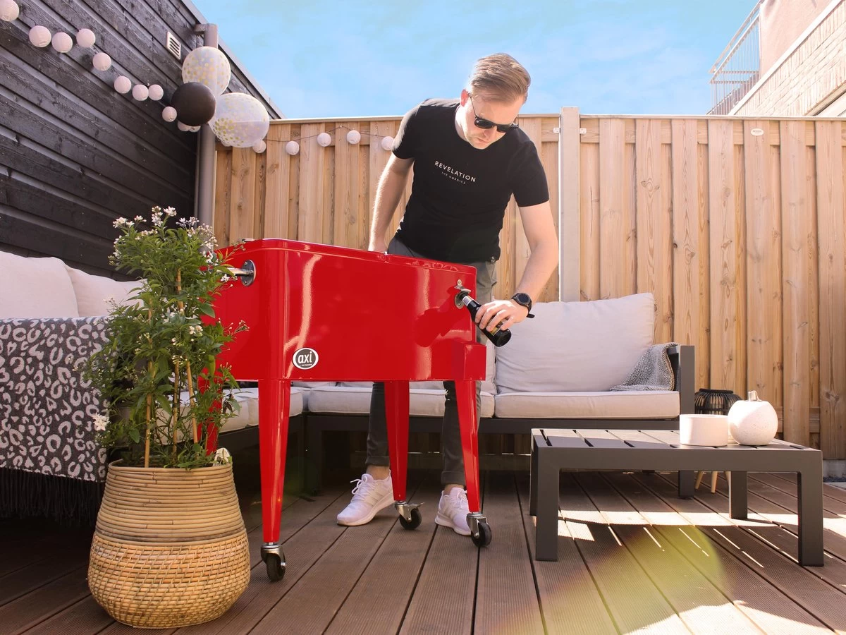 AXI Retro Cooler Rood - Koeler Met Wielen - 76L Inhoud - Koelbox Met Aftapkraan 15 AXI Retro Cooler Rood - Koeler Met Wielen - 76L Inhoud - Koelbox Met Aftapkraan - Afbeelding 13