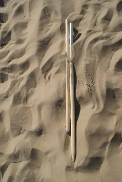 Sunline TOPPER!! Strand Windscherm Kobalt Blauw - Wit - 5 Meter Sterk Dralon Met 2 Delige Stokken 180 Cm -Doekhoogte 140 Cm -Sport Buiten 804x1200 1